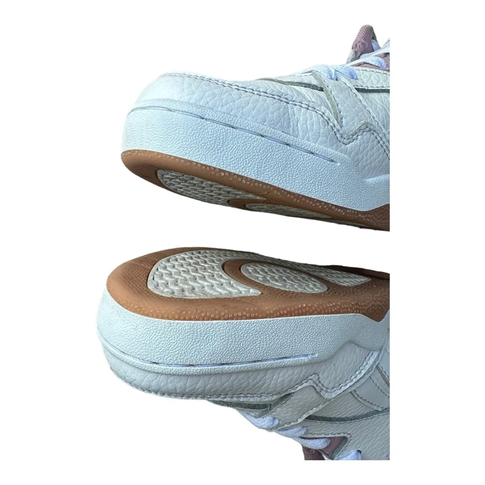 Reebook Women White Light Purple shoes‎ Sneakers women Size US 8